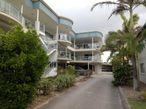 Cranbourne Court Beachside Apartments